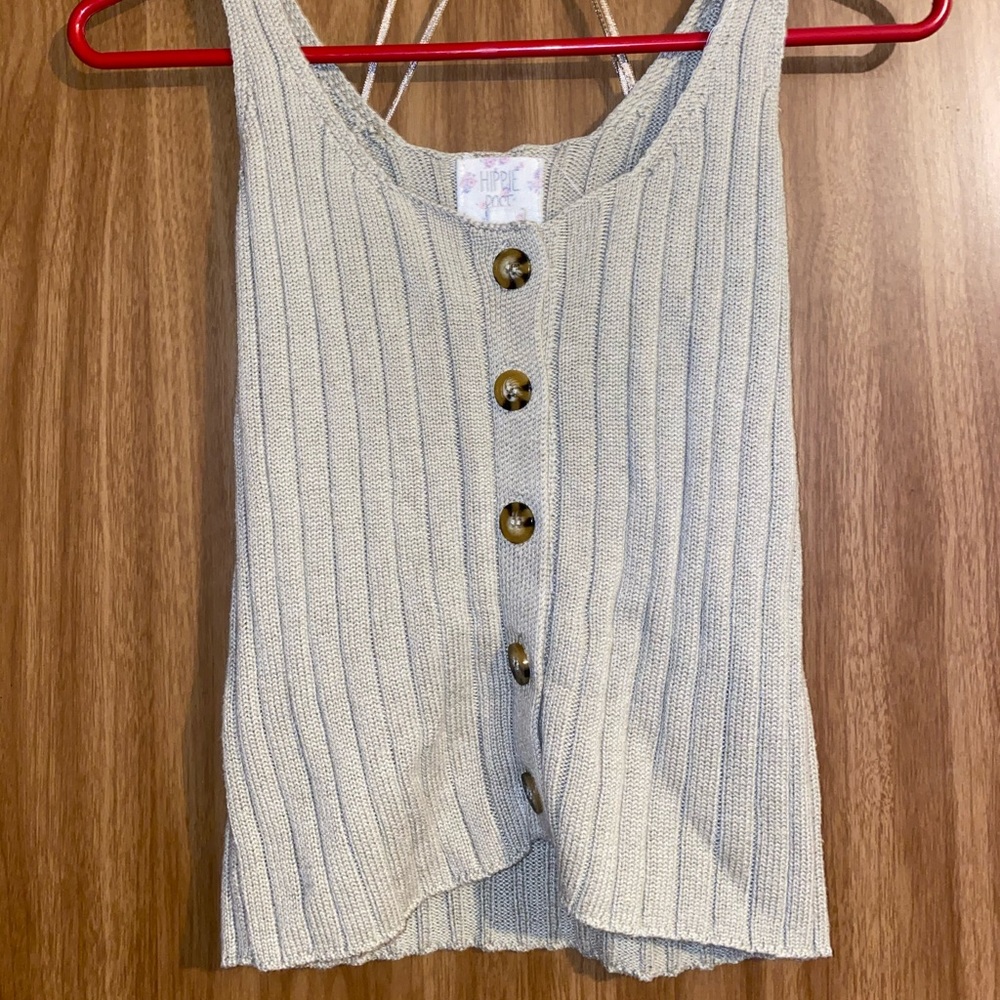 Green Tank Top, only worn for pictures ‼️‼️